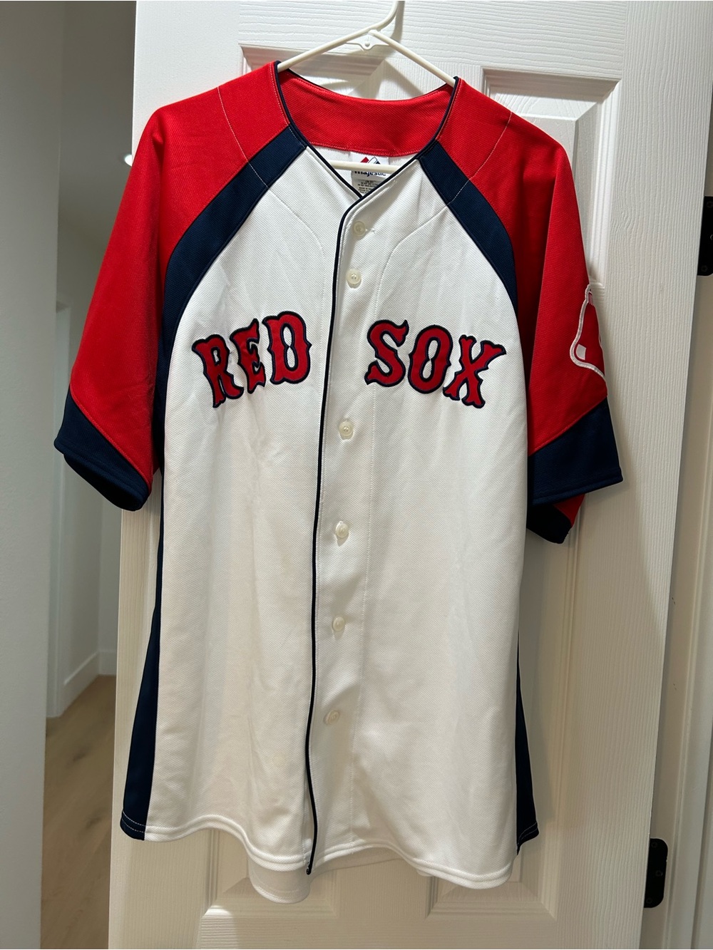 Majestic Boston Red Sox White, Red & Navy Baseball Jersey. Sz Med